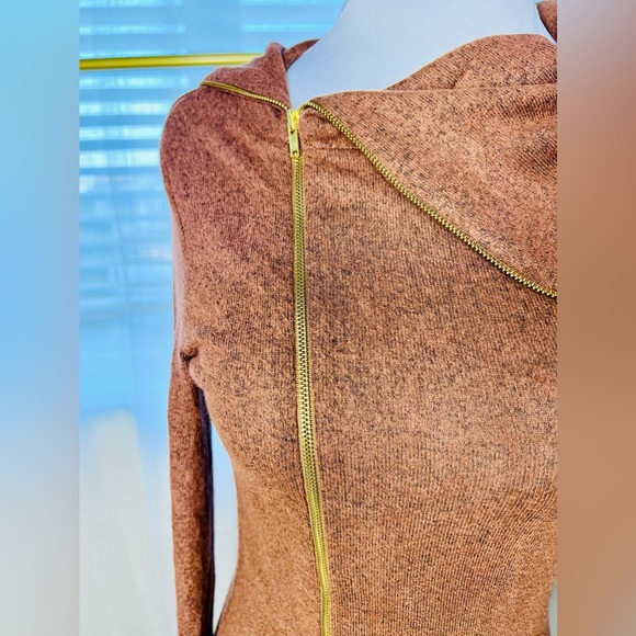 NWT Bodycon Dress Asymmetric Zip Up Design Collar Sz M Camel Color - Picture 4 of 13